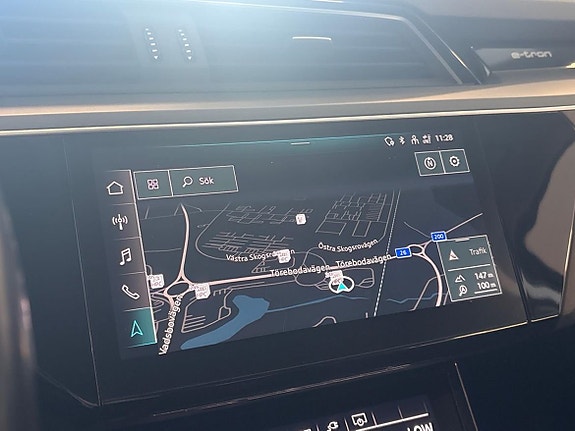 Audi e-tron 18 of 24
