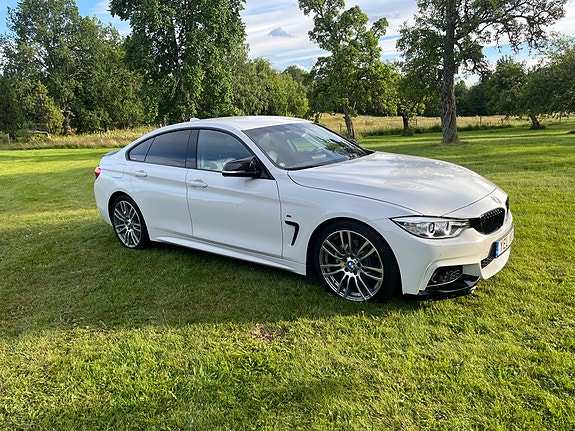 BMW 430i 2 of 5