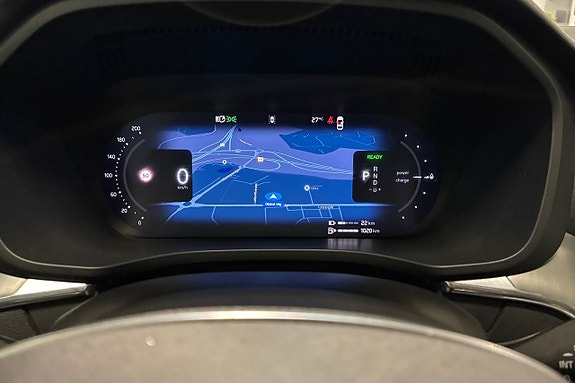 Volvo XC60 13 of 21