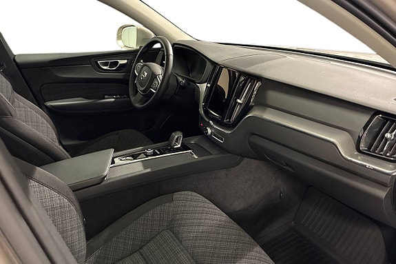 Volvo XC60 9 of 21