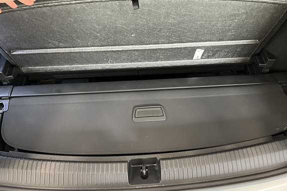 Volkswagen Tiguan Allspace 19 of 26