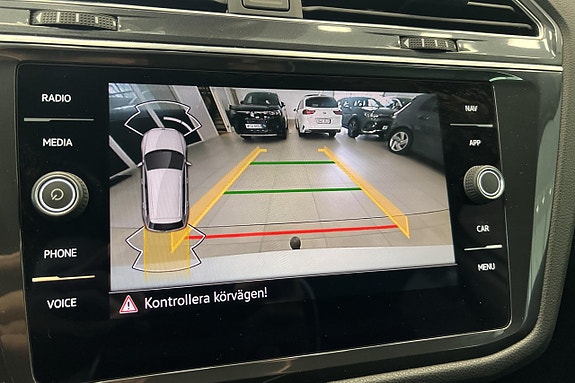 Volkswagen Tiguan Allspace 22 of 26