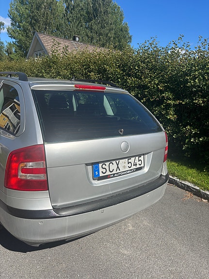 Skoda Octavia 3 of 5