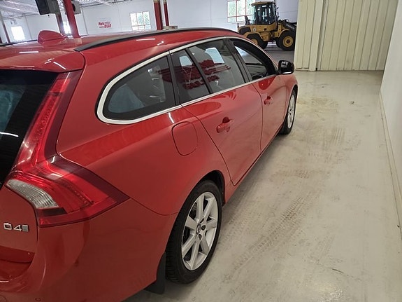 Volvo V60 6 of 10