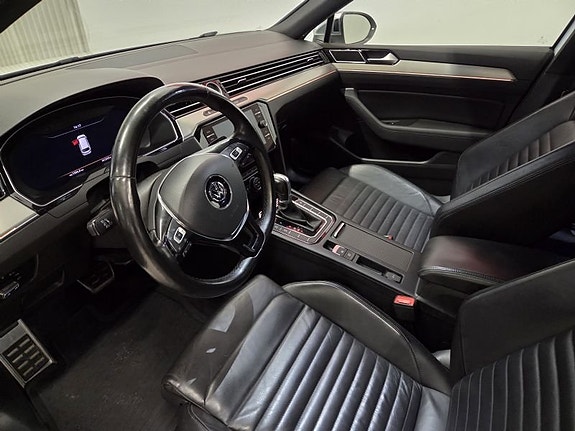 Volkswagen Passat Alltrack 10 of 10