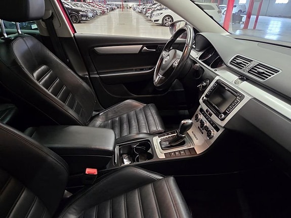 Volkswagen Passat 4 of 5