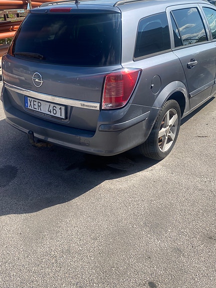 Opel Astra 4 of 5
