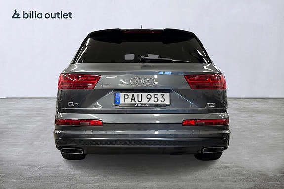 Audi Q7 5 of 5