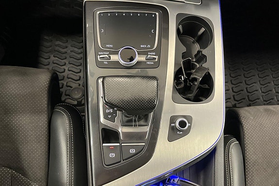 Audi Q7 18 of 24