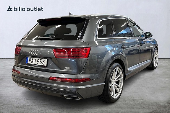Audi Q7 6 of 24