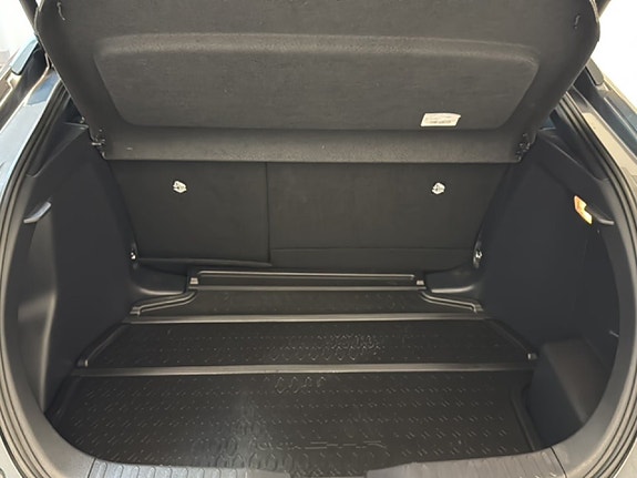 Toyota C-HR 14 of 19