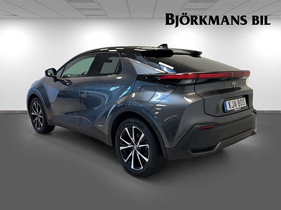 Toyota C-HR 6 of 19