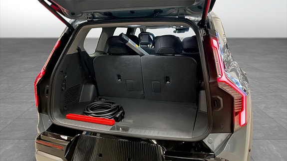 Kia EV9 10 of 12