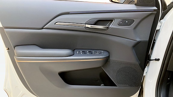 Kia EV5 11 of 12