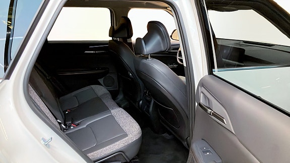 Kia EV5 5 of 5