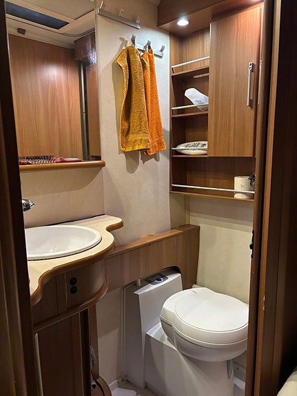 KABE Royal 560 LXL 10 of 12