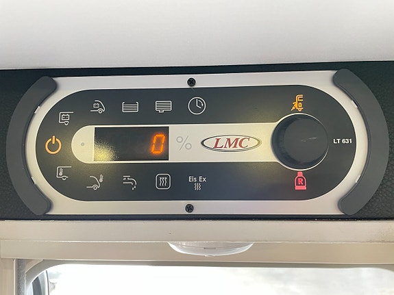 LMC 735 I Sportline Explorer / B-kort / Solcell / litium / Inverter /Taksäng / 19 of 25