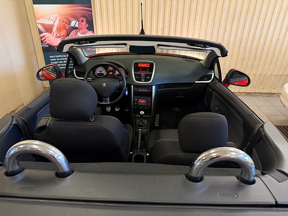 Peugeot 207 CC 8 of 10
