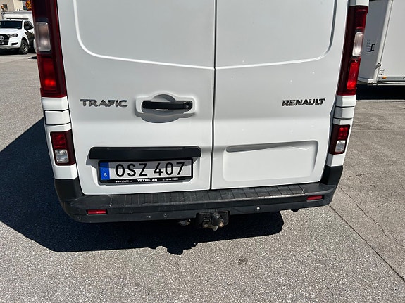 Renault Trafic 7 of 11