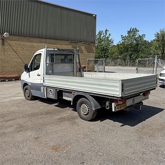 VW Crafter Tdi 3 of 5