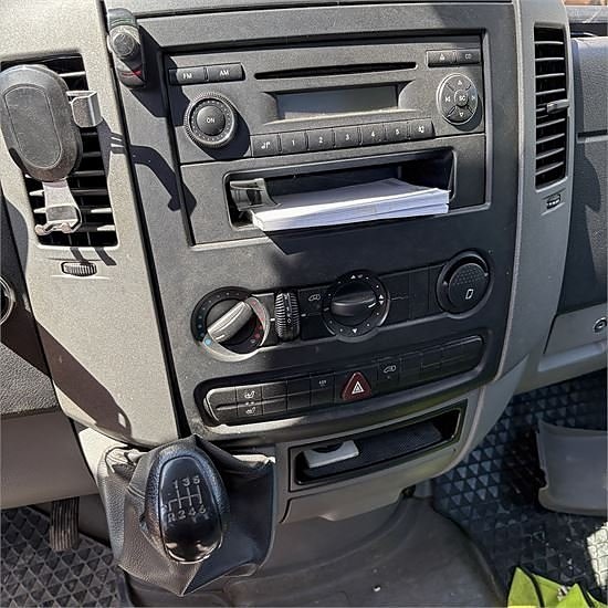 VW Crafter Tdi 11 of 30