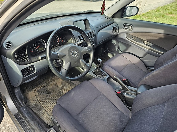 Nissan Almera 5 of 5
