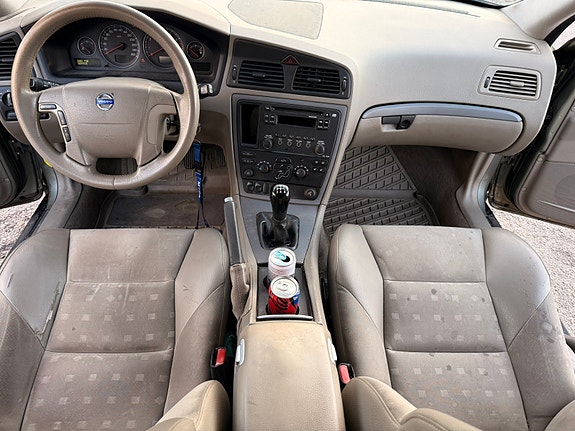 Volvo V70 5 of 5