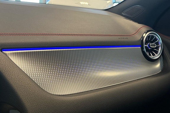 Mercedes-Benz EQA250 21 of 28