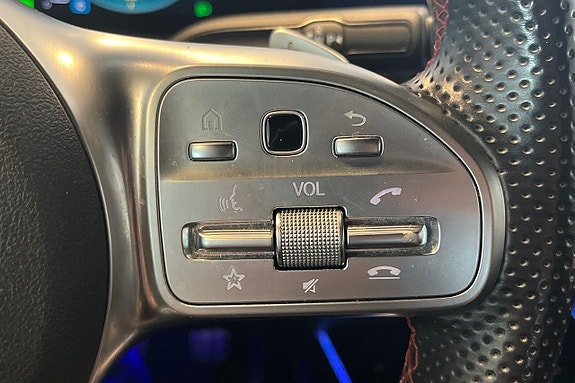 Mercedes-Benz EQA250 16 of 28