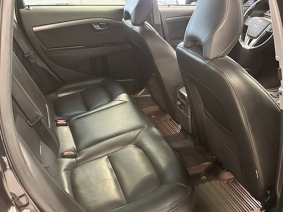 Volvo XC70 9 of 9