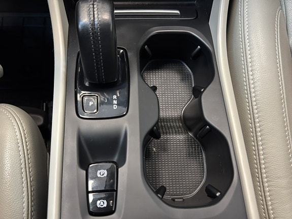Volvo XC40 12 of 18