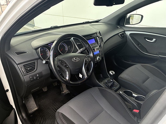 Hyundai i30 4 of 4