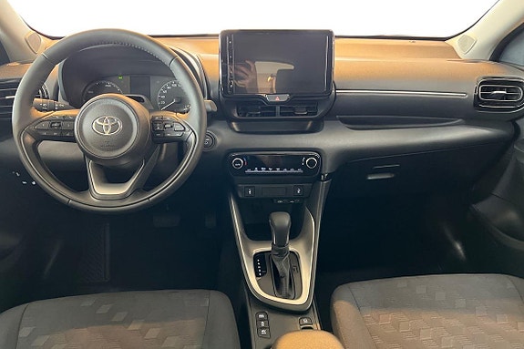 Toyota Yaris 8 of 20