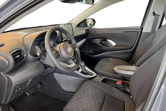 Toyota Yaris 12 of 20