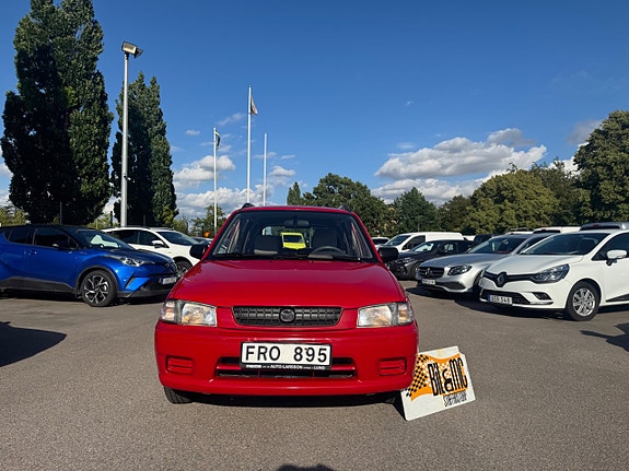 Mazda Demio 2 of 5
