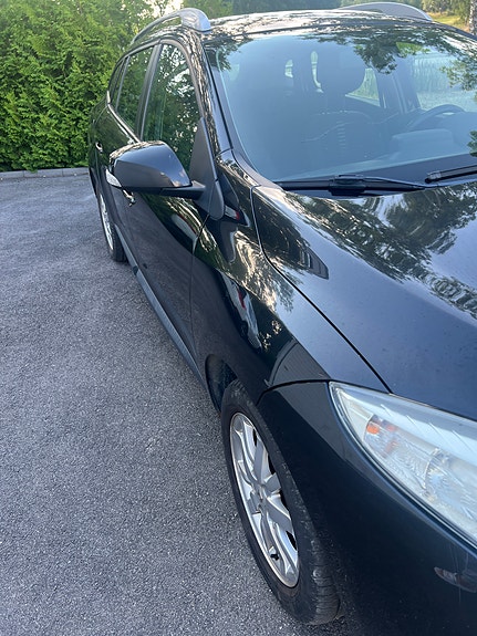 Renault Megane III 2 of 10