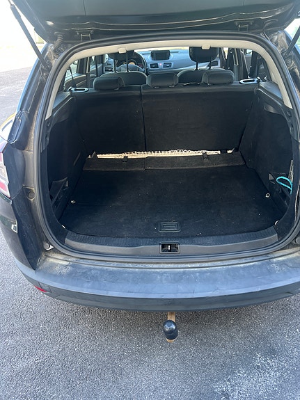 Renault Megane III 5 of 10
