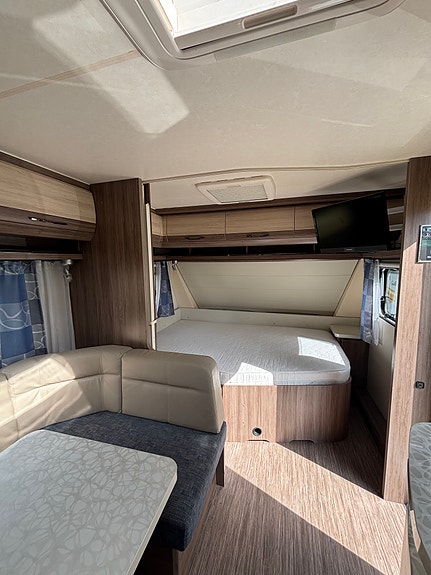 Hobby 545 kmf de luxe 7 of 9
