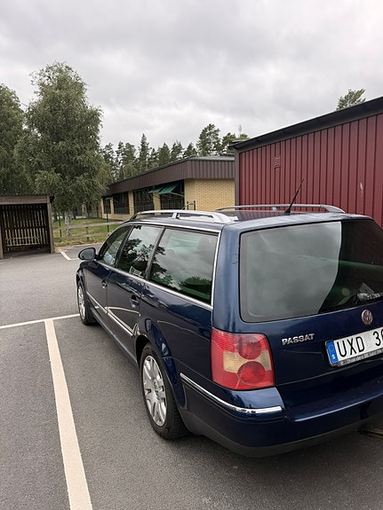 Volkswagen Passat 4 of 5