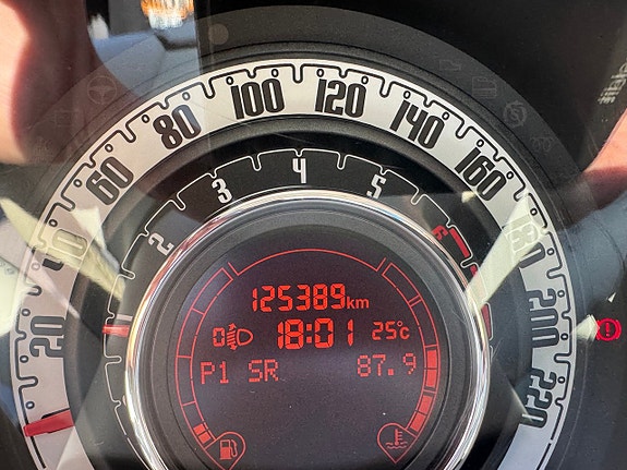 Fiat 500 4 of 5