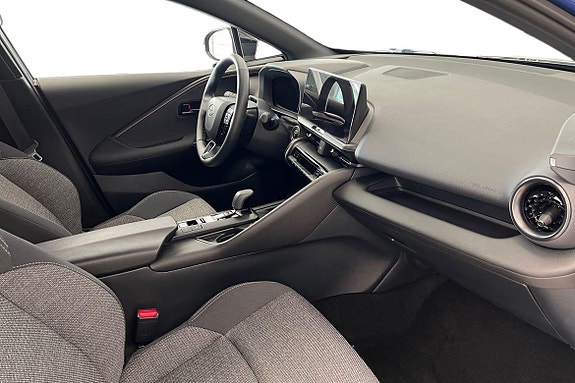Toyota C-HR 7 of 21