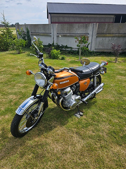Honda CB 750 Four 6 of 7