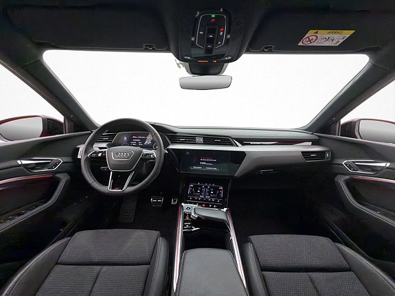 Audi Q8 16 of 30