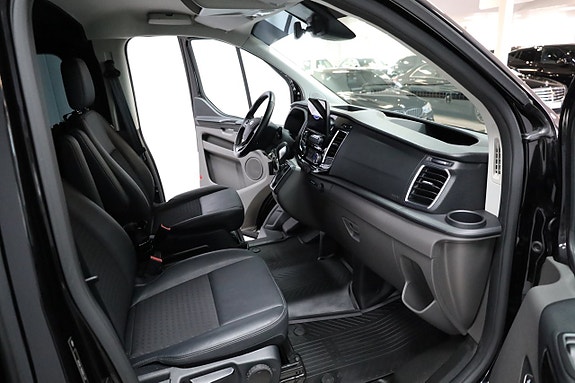 Ford Transit Custom 22 of 30