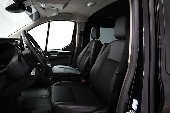 Ford Transit Custom 21 of 30