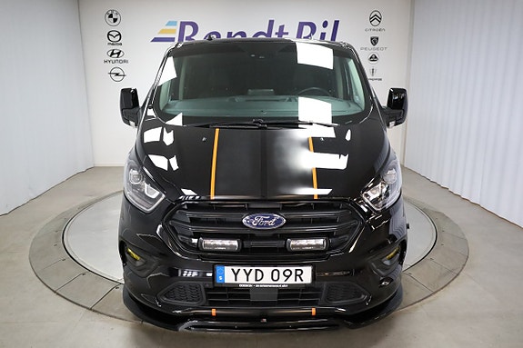 Ford Transit Custom 2 of 5
