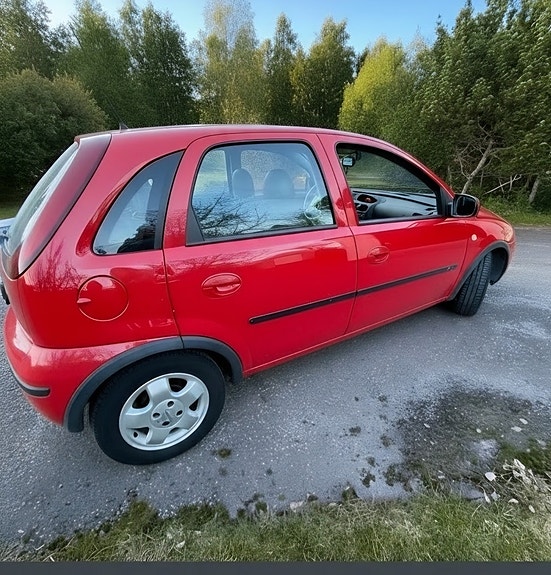 Opel Corsa 4 of 4