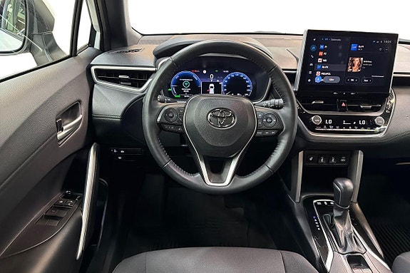 Toyota Corolla Cross 10 of 19