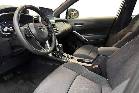 Toyota Corolla Cross 13 of 19