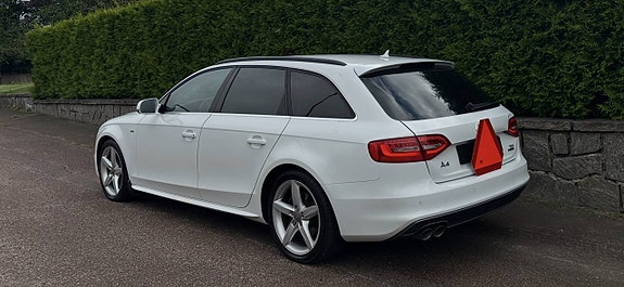 Audi A4 3 of 12